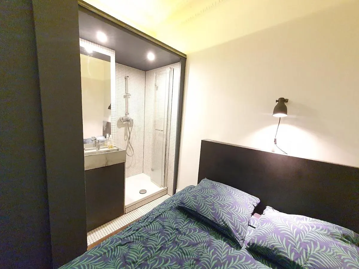 Home Sweet Home Montmartre Felix Ziem Parigi 0*,